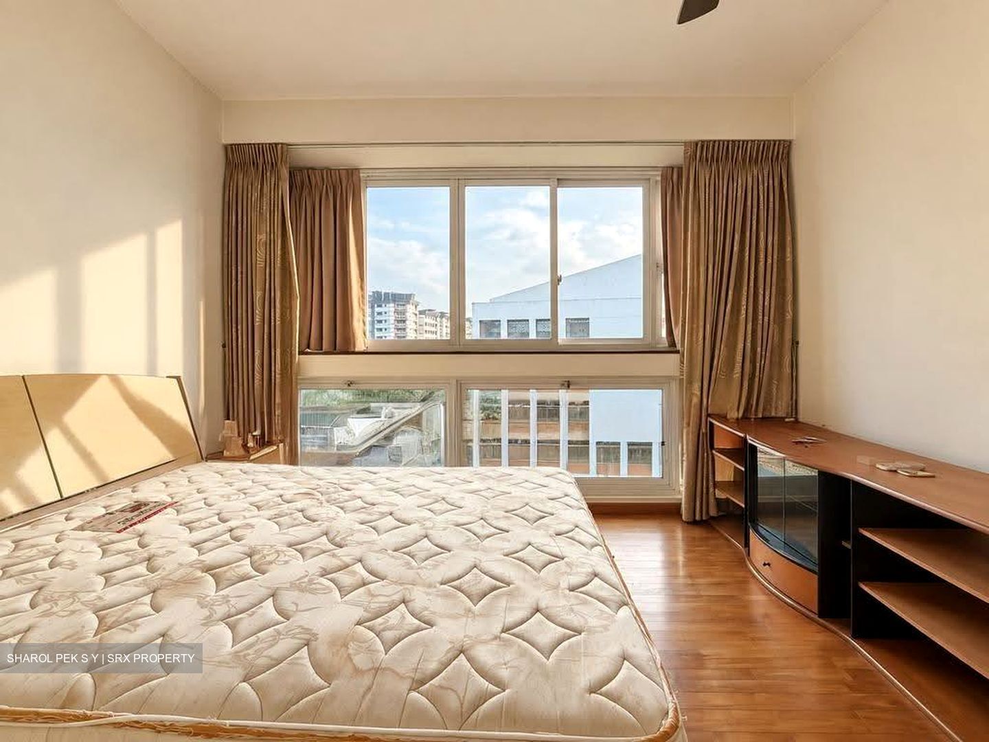 The Esparis (D18), Condominium #620442121